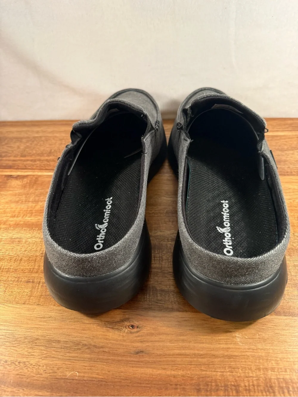 OrthoComfort Orthopedic Slip-on Loafers Grey Canvas Size 9.5 NWOT